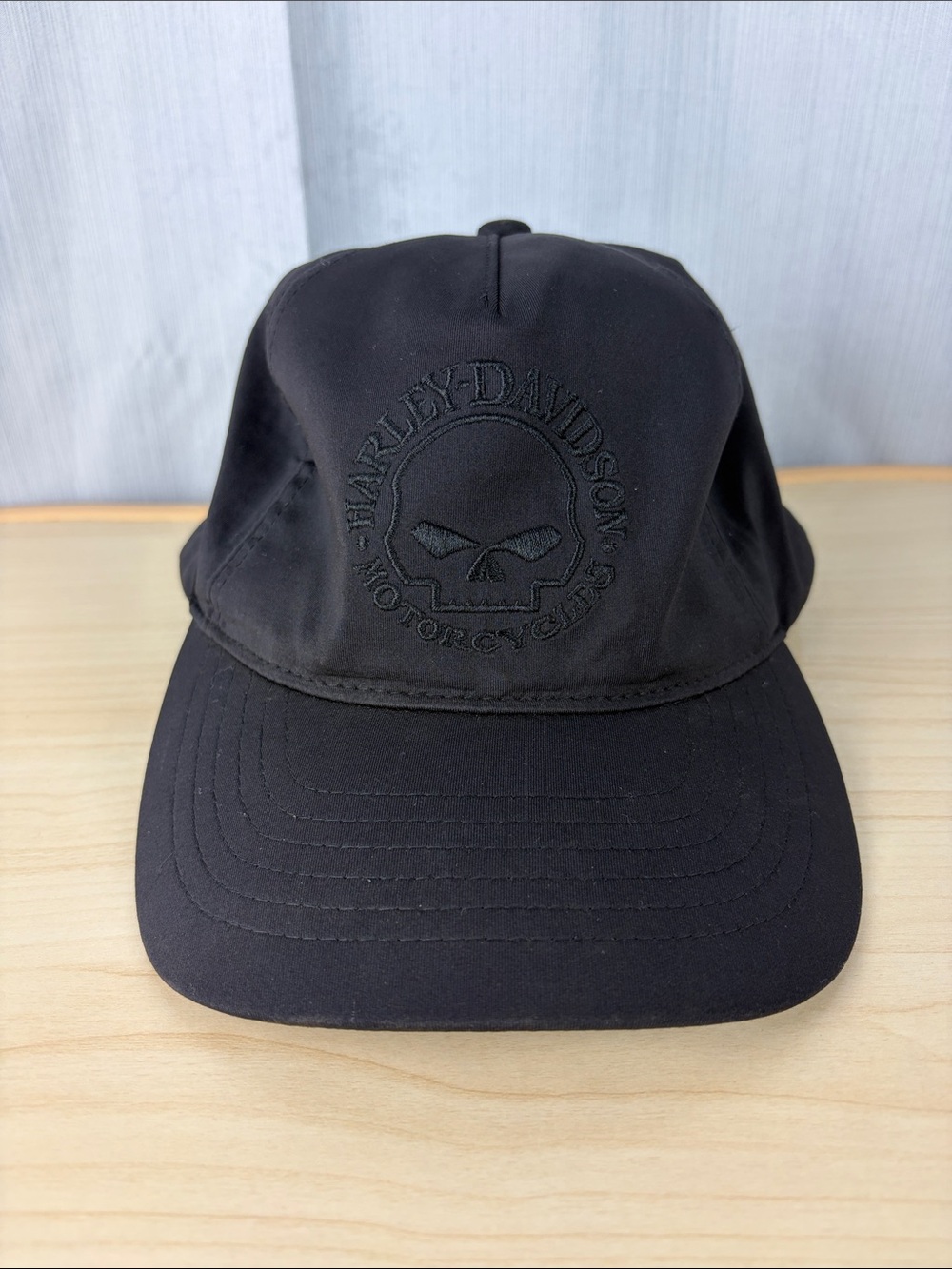 Harley-Davidson Mt. Rainier Seattle Black Embroidered Skull Snapback Cap